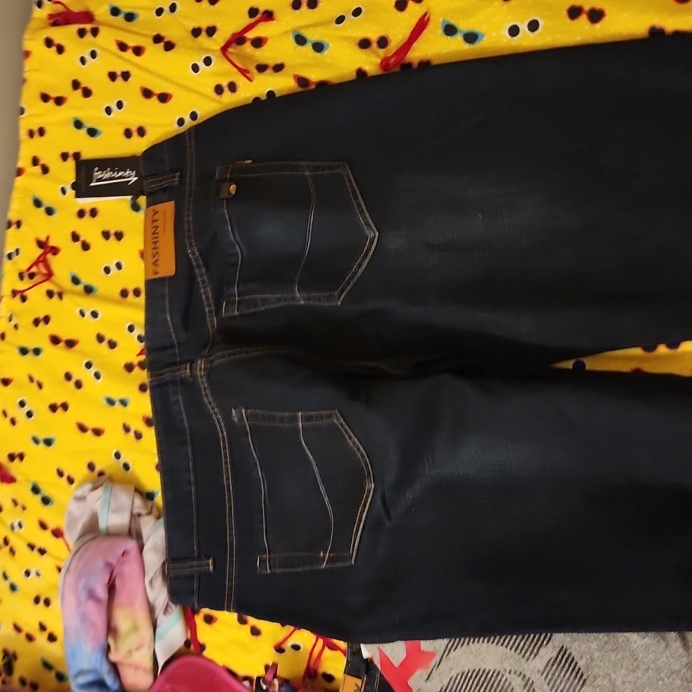 Jeans - Picture 2 of 2